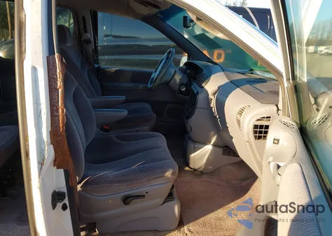 1996 Dodge Grand Caravan Le/Es z USA, uszkodzony, nr VIN 1B4GP54LXTB371278